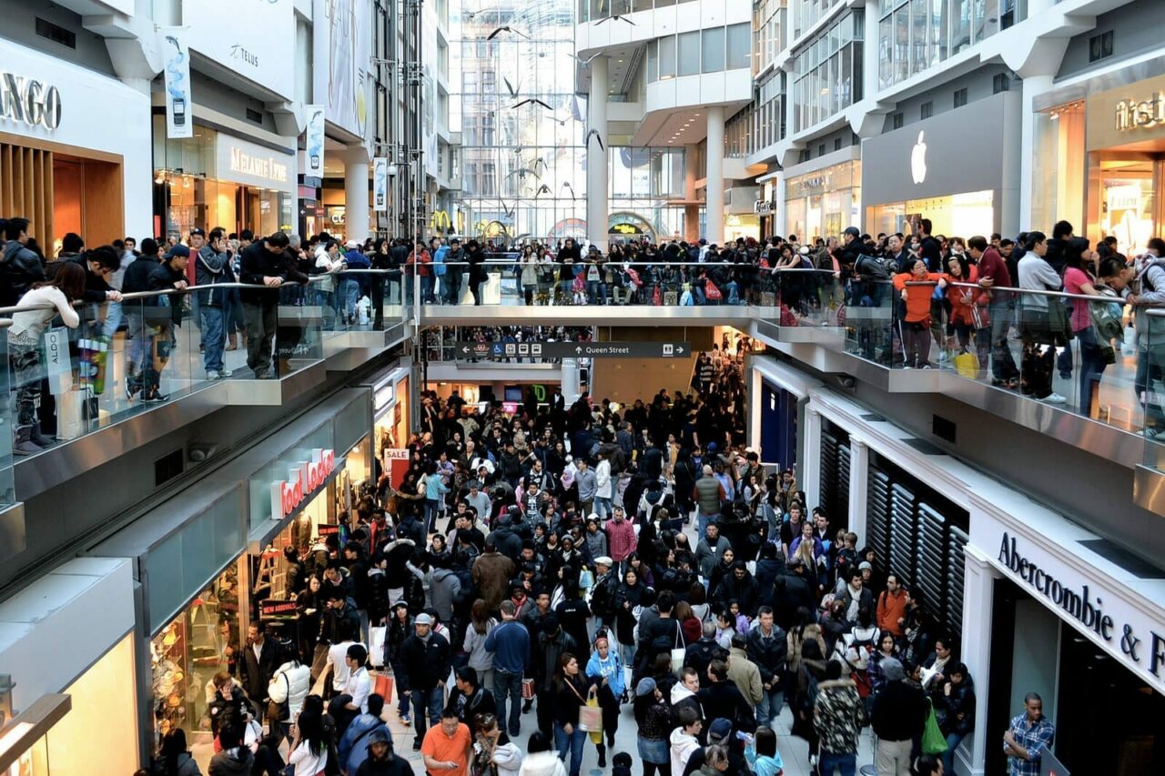 Photo of crowded shopping mall